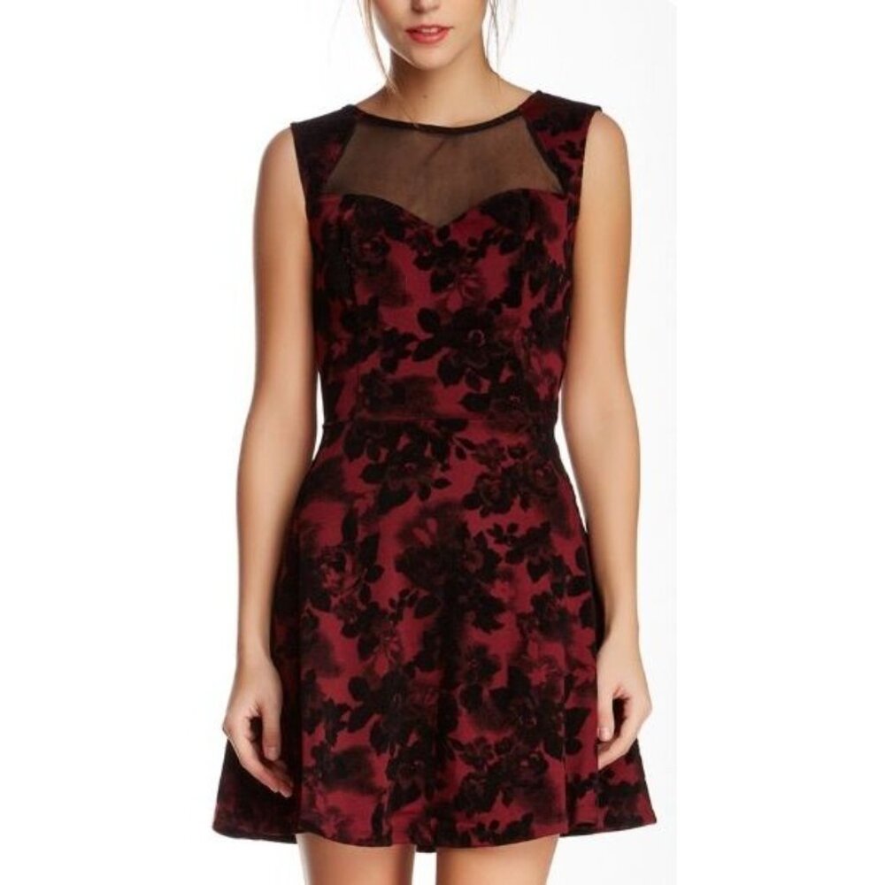 Want & Need Womens Floral Burgundy & Black Dress NWT Sleeveless Cocktail